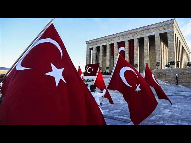 Alucra Fevzi Çakmak Köyü Derneği Gençlik Kolları Ankara Anıkabir yolunda.