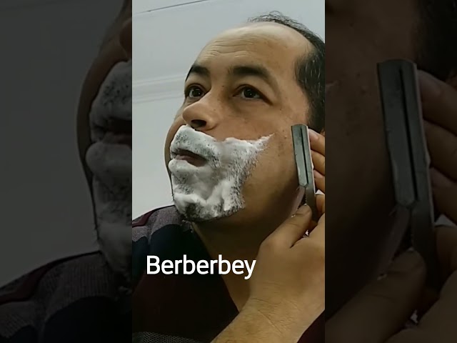 Ustura ile sakal tıraşı